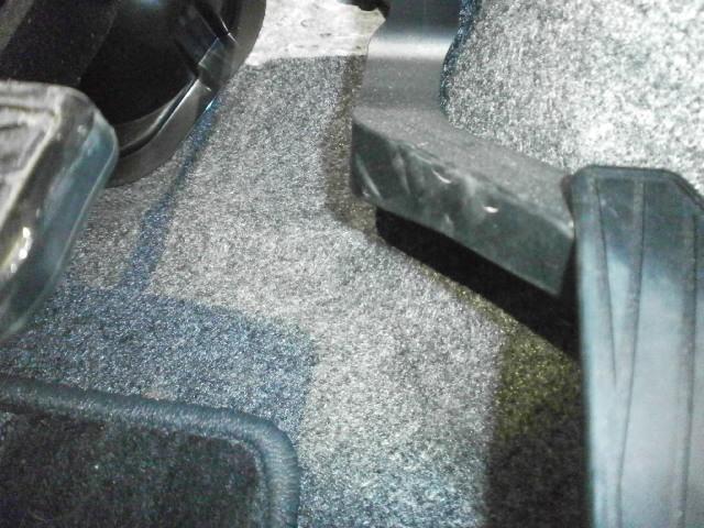 各務原市　ワゴンＲ　アクセルペダル