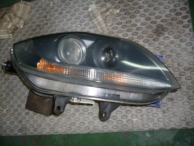 各務原市　Ｚ４　ヘッドライト修理