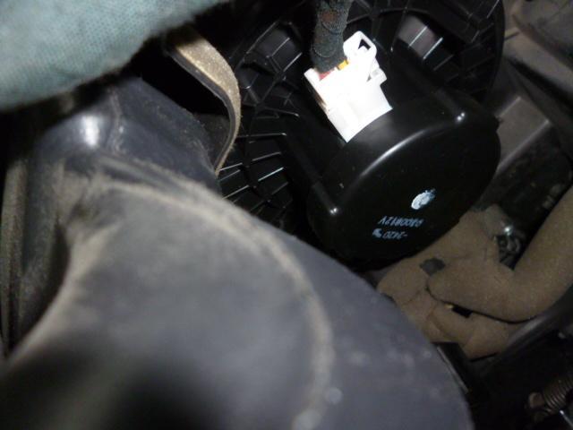 各務原市　キューブ　エアコン修理