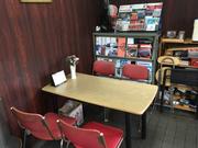 お見積りや整備の合間にゆったりとおくつろぎ頂けます！お客様のご来店を心よりお待ちしております。