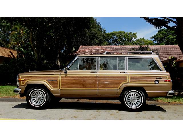 Jeep Grand Wagoneer 輸入整備販売　ワゴニア　レストア