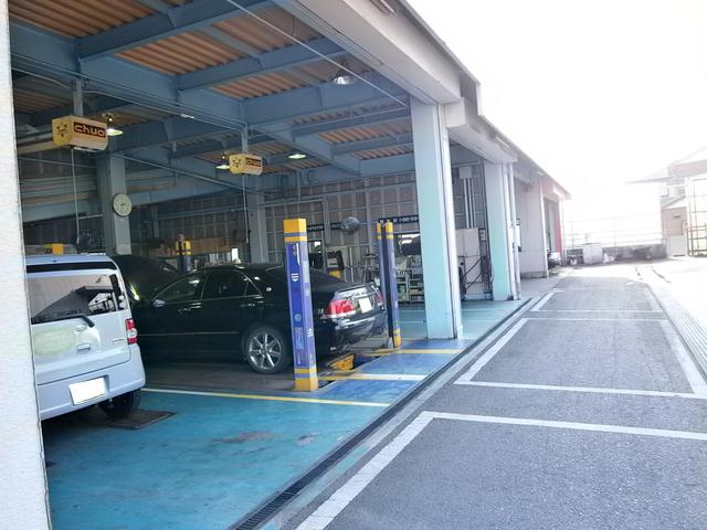 （株）中央鈑金　車検センター中央2