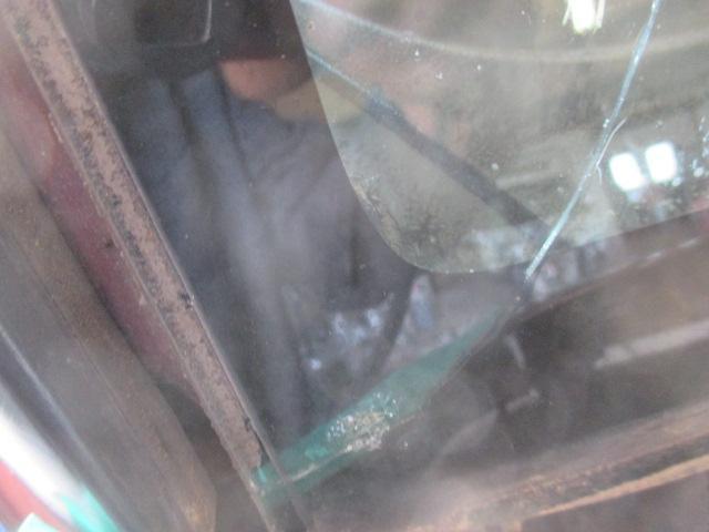 N-BOX　フロントガラス　破損で入庫