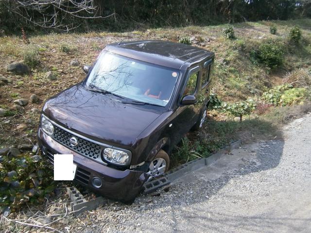 キューブ　事故　転落　落車　引き上げ作業　ロードサービス　唐津市