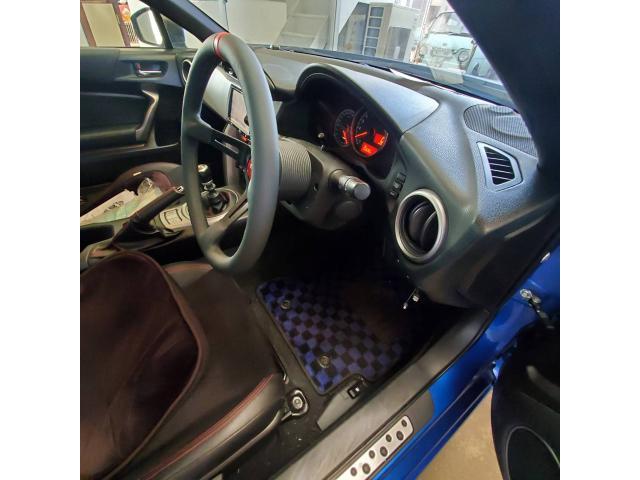 BRZ ZC6 momoステアリング 交換 取り付け 唐津市 糸島市 佐賀県