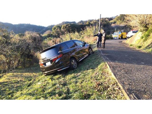 オデッセイ　落車　クレーン引き上げ　ロードサービス　唐津市　多久市　伊万里市