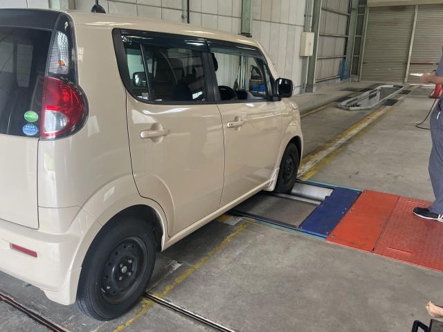 モコ　MG33S　右フロントドア　傷　修理塗装　鈑金塗装　車検整備　唐津市　伊万里市　玄海町