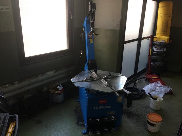 最新タイヤチェンジャー完備！