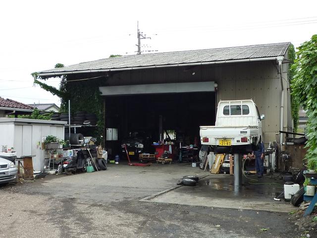 長谷川自動車整備工場3