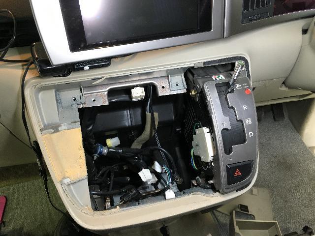エルグランド E51 中古オーディオ交換を致しました。|グーネットピット