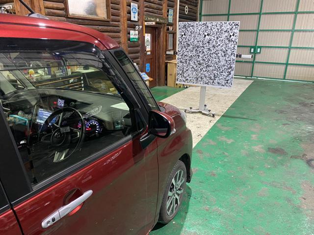 三重県　桑名市　トヨタ　ルーミー　保険対応　フロントガラス交換　フロントカメラ　キャブレーション　エーミング調整　を致しました。