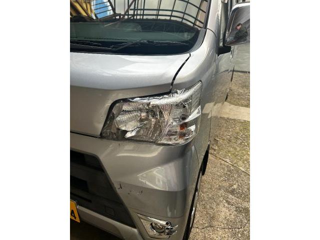 ダイハツ　ハイゼットバン　ヘッドライト交換 ヘッドライト割れ  京都　西京区　桂