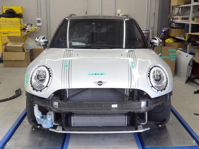 MINI F56 ミニクーパー フロントバンパー フード 鈑金 塗装 ペイント 修理 交換 キズ ヘコミ 【京田辺市】