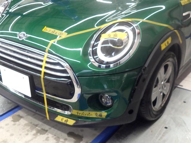 MINI F56 ミニ クーパー フロントバンパー フード フロントフェンダー 鈑金 塗装 ペイント 修理 交換 キズ ヘコミ 【京田辺市】