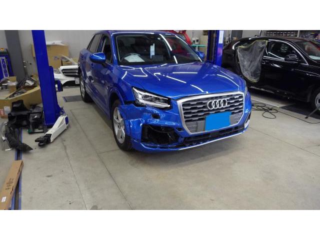 Audi A1 ブルー 事故車 鈑金 塗装 ペイント 修理 交換 キズ ヘコミ 【京田辺市】