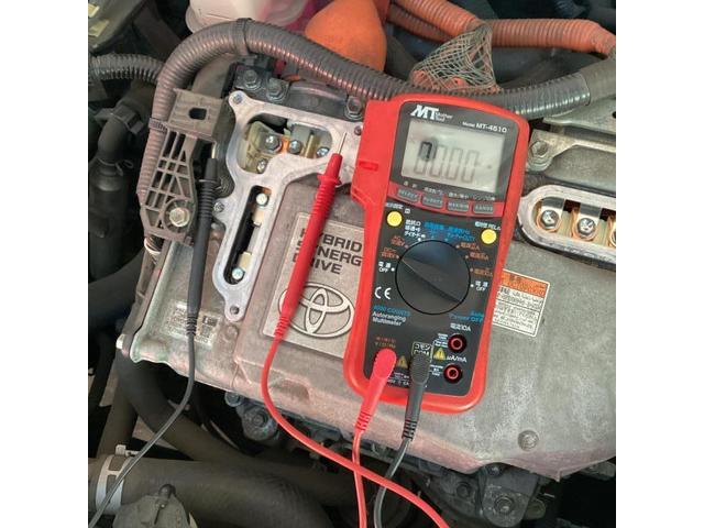 トヨタ　カローラフィールダー　ハイブリッドバッテリー載せ替え