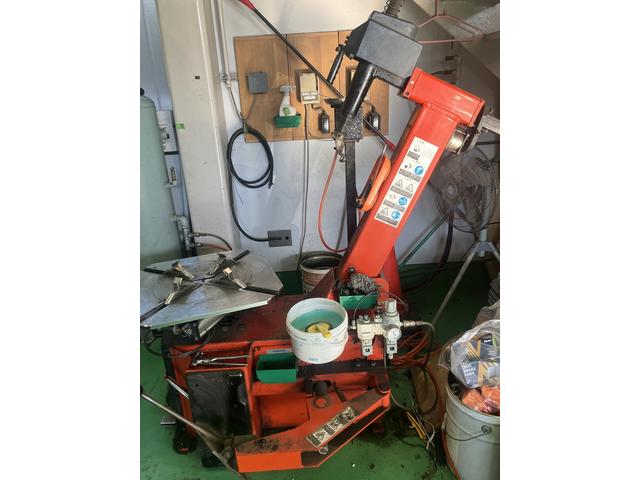 オートバックス　タイヤ専門館沼津みなと店9