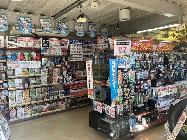 オートバックス　タイヤ専門館沼津みなと店13