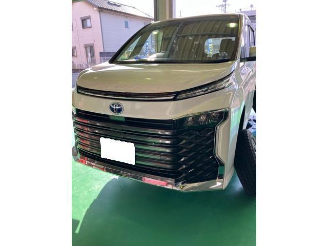 トヨタ　ヴォクシー　タイヤ新規購入交換