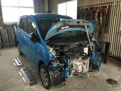 フレーム修正機完備しております。