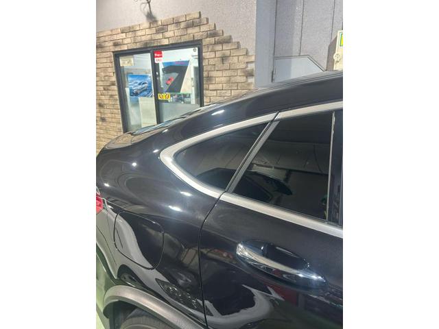 メルセデス・ベンツ　ＧＬＣ　ガラス交換　車検 車検整備・鈑金塗装、新車・中古車販売もお任せ下さい！品川区・目黒区・港区・大田区・世田谷区・渋谷区・川崎市・武蔵小杉・江東区・豊洲、他地域のお客様も大歓迎です！！