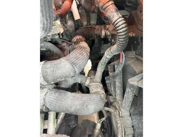 クライスラー・ジープ　ジープ・コンパス　オーバーヒート　冷却水漏れ　車検 車検整備・鈑金塗装、新車・中古車販売もお任せ下さい！品川区・目黒区・港区・大田区・世田谷区・渋谷区・川崎市・武蔵小杉・江東区・豊洲、他地域のお客様も大歓迎です！！