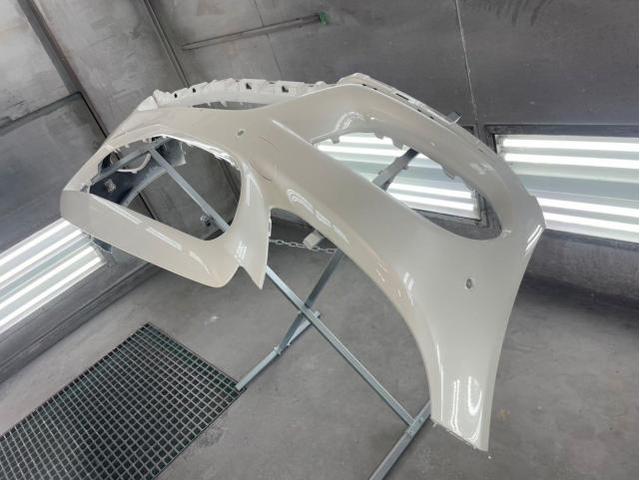 メルセデス・ベンツ　Ｃクラスステーションワゴン　右フロント廻り修理　車検 車検整備・鈑金塗装、新車・中古車販売もお任せ下さい！品川区・目黒区・港区・大田区・世田谷区・渋谷区・川崎市・武蔵小杉・江東区・豊洲、他地域のお客様も大歓迎です！！