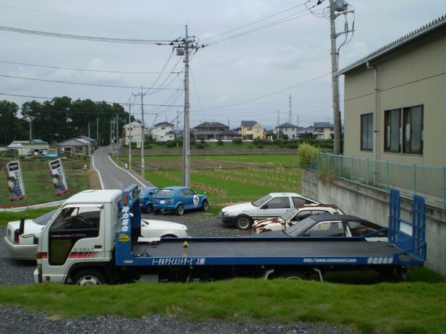 積載車もございます。万が一の時には出動も致します。