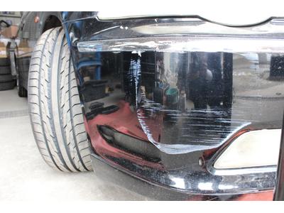 お車のキズやヘコミもお任せ下さい。