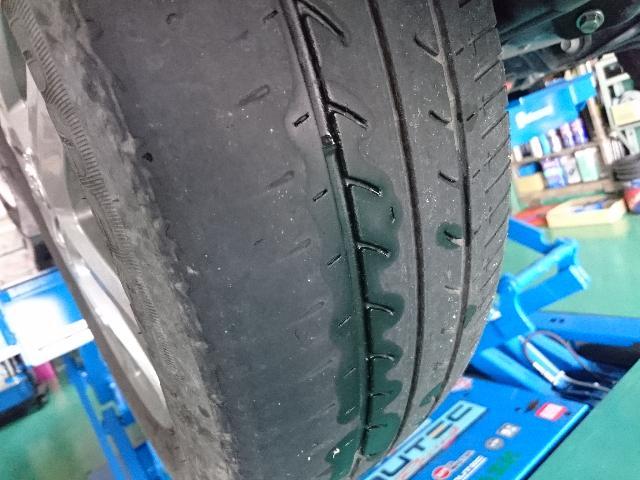 トヨタ カローラフィールダー ハイブリッド  タイヤ交換  豊田市のお客様