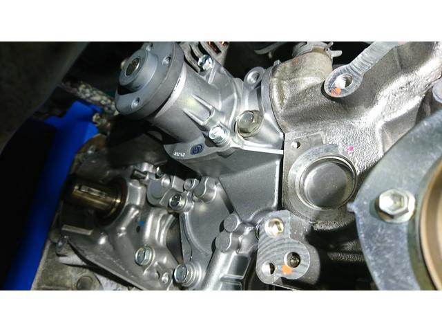 ダイハツ　ミラジーノ　ウォーターポンプ交換　　タイミングベルト交換