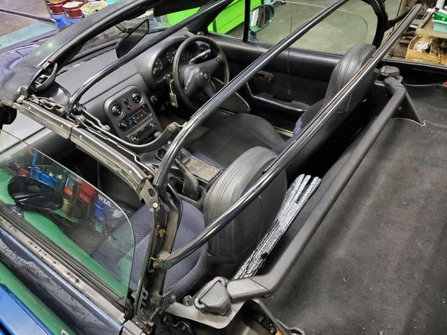 業者様より　幌交換　ユーノスロードスター