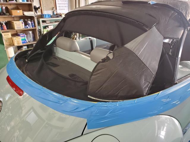 ソフトトツプ交換依頼　フォルクスワーゲン　ニュービートルカブリオレ