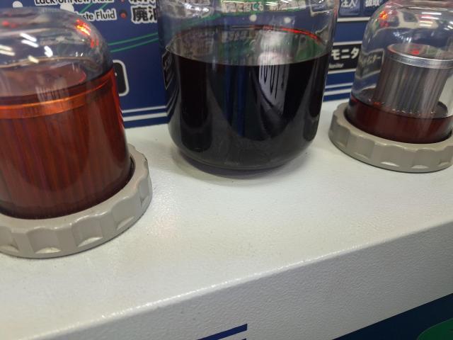 デリカＤ：５　トルコン太郎でATF交換 CVTF交換