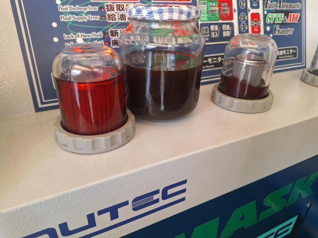 ＩＳ350　トルコン太郎でATF交換 CVTF交換