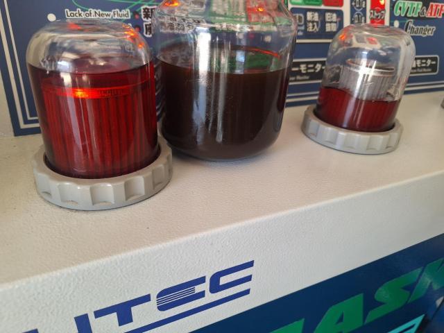 ＩＳ350　トルコン太郎でATF交換 CVTF交換