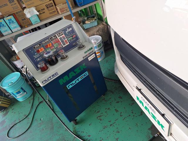 トヨタ　ハイエースバン　トルコン太郎でATF交換 CVTF交換