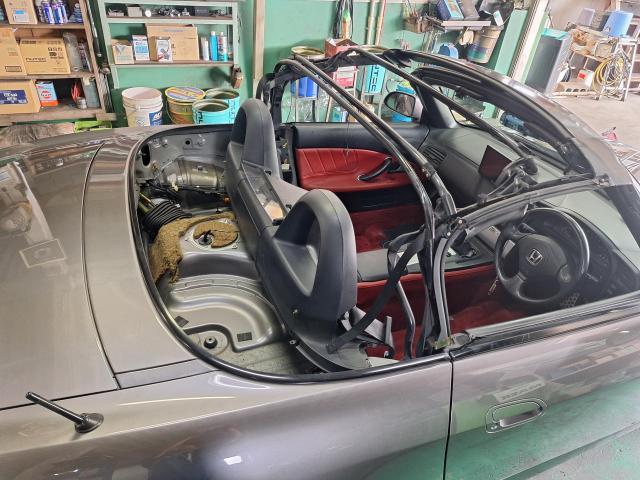 ホンダ　Ｓ２０００　幌交換　ソフトトップ交換