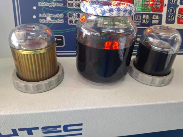 日産　ジューク　トルコン太郎でATF交換 CVTF交換