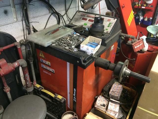 Ｍ－１自動車サービス4