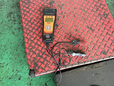 バッテリー点検致します。
