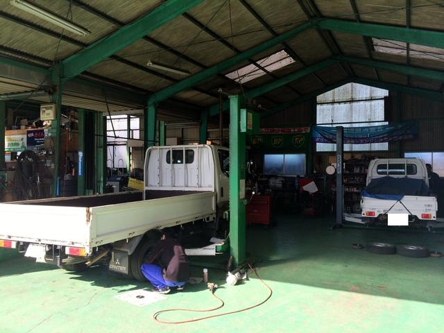 株式会社　八本自動車3