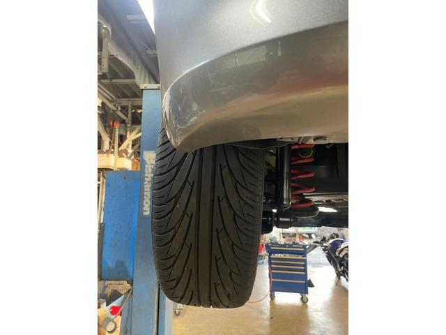 京都府　京田辺市　スズキ　〔スイフト〕キャンバーキット取付