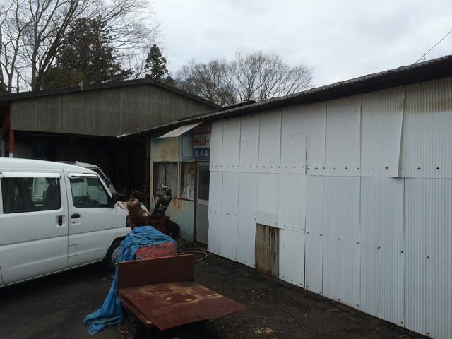 井坂自動車整備工場2