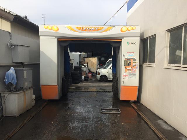 洗車機も完備しております。もちろん洗車だけのご来店ＯＫです！