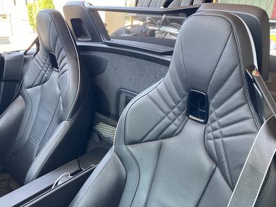 内装パーツの取付