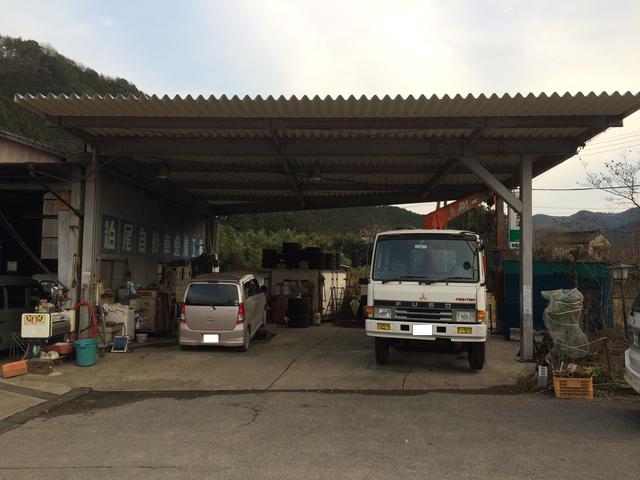 粕尾自動車整備工場3