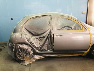 自動車のキズヘコミ修理お任せください