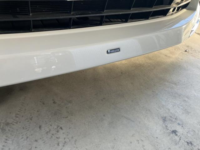 トヨタ　ヴェルファイア　モデリスタエアロ　割れ修理キズ・へこみ直し　深谷市