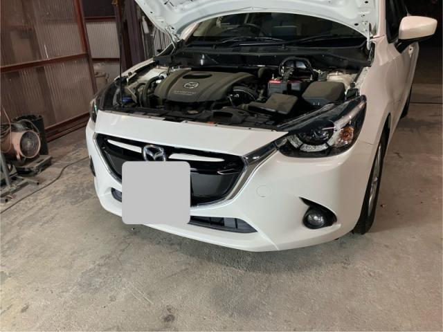 マツダ　デミオ　車両保険バンパー交換　事故修理キズ・へこみ直し　深谷市　板金塗装専門店